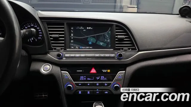 Hyundai Avante 2017 thumb 2