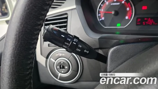 KGM Korando 2012 thumb 3