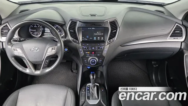 Hyundai Santafe 2016 thumb 10