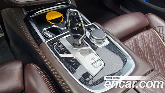 BMW 7 серии 2020 thumb 10