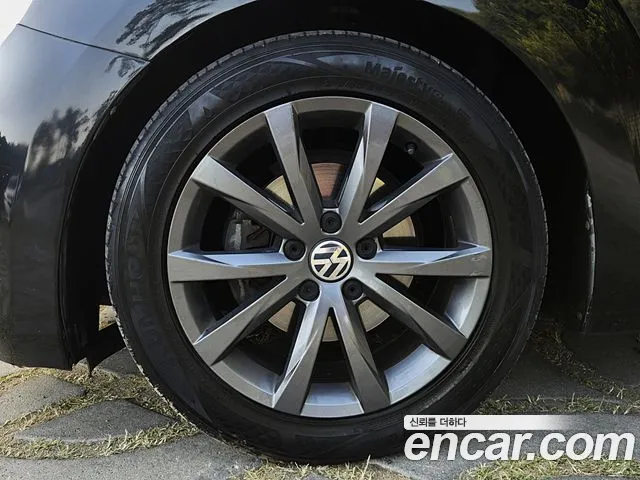 Volkswagen Beetle 2015 thumb 8