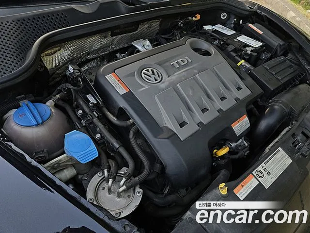 Volkswagen Beetle 2015 thumb 5