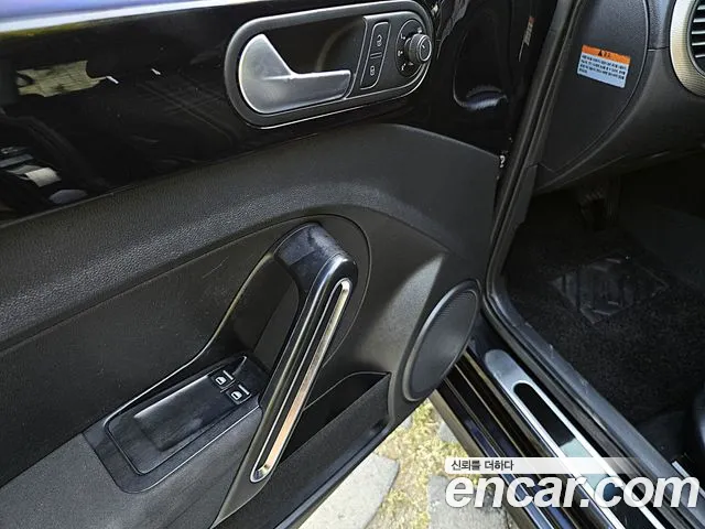 Volkswagen Beetle 2015 thumb 3
