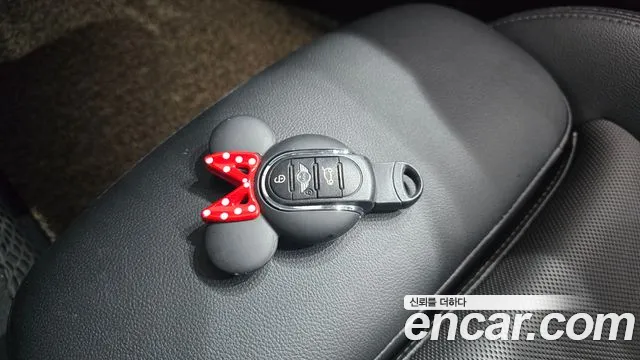 Mini Clubman 2016 thumb 3