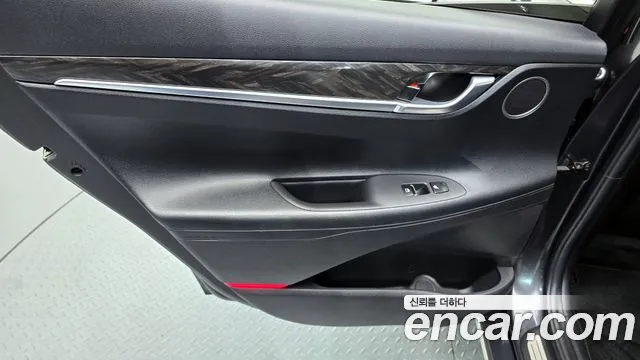 Hyundai Grandeur 2018 thumb 2