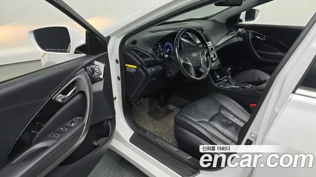 Hyundai Grandeur 2015 thumb 3