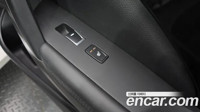 Hyundai Grandeur 2015 thumb 11