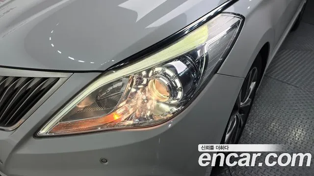 Hyundai Grandeur 2015 thumb 8