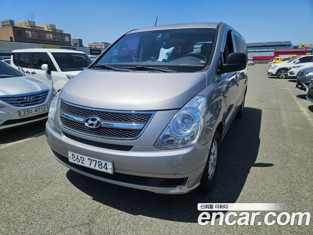 Hyundai Staria 2011 thumb 10