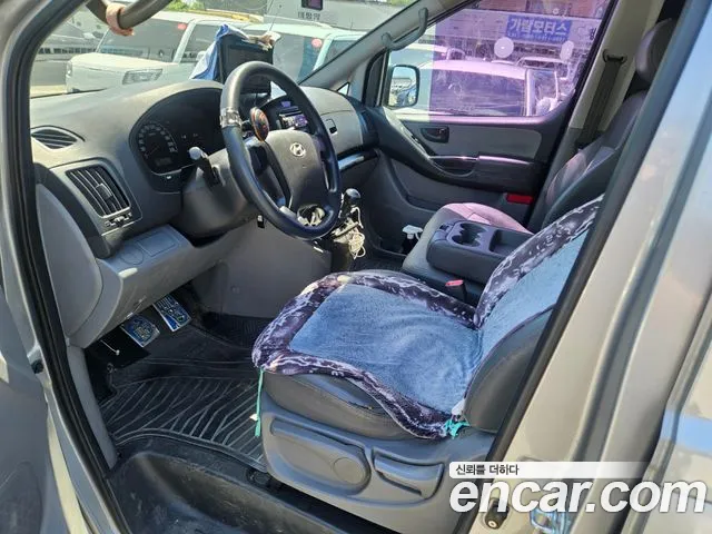 Hyundai Staria 2011 thumb 6