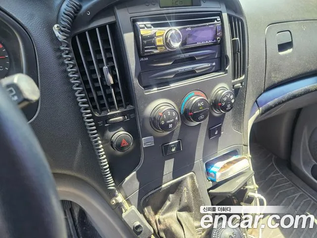 Hyundai Staria 2011 thumb 2