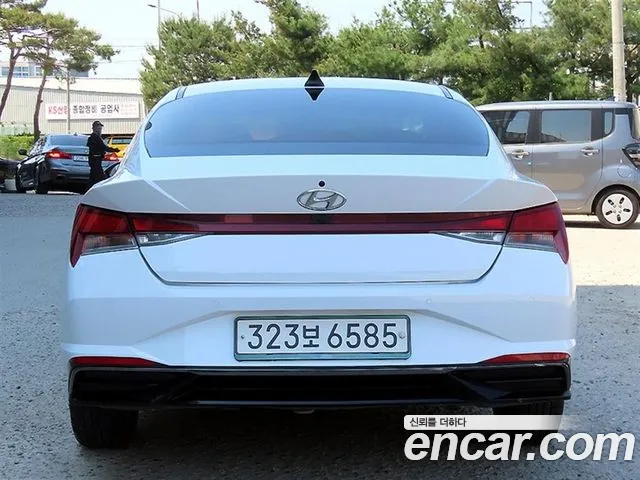 Hyundai Elantra 2021 thumb 8