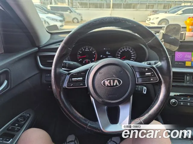 Kia K5 2018 thumb 6