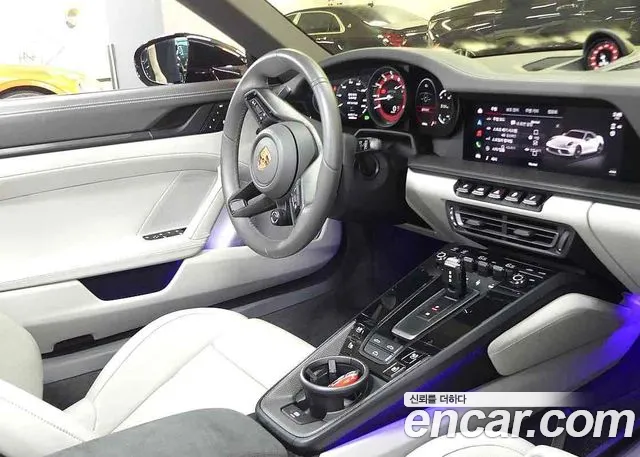 Porsche 911 2023 thumb 10