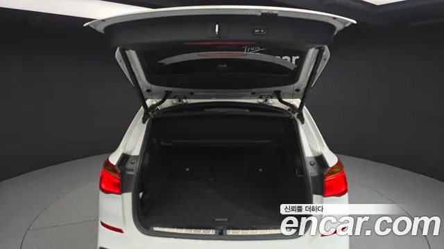 BMW X1 2016 thumb 12