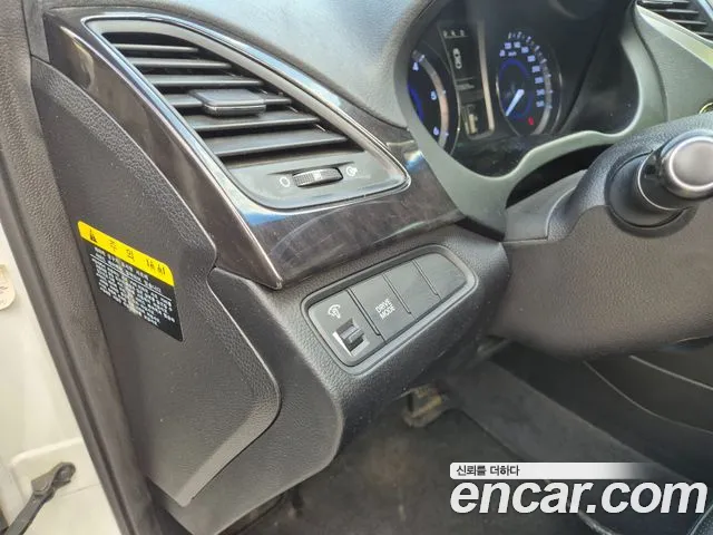 Hyundai Grandeur 2015 thumb 7