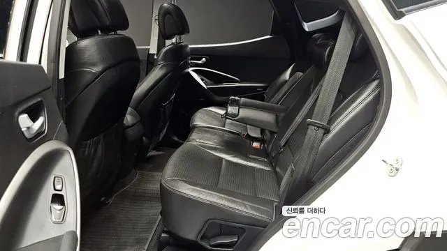 Hyundai DM 2013 thumb 3