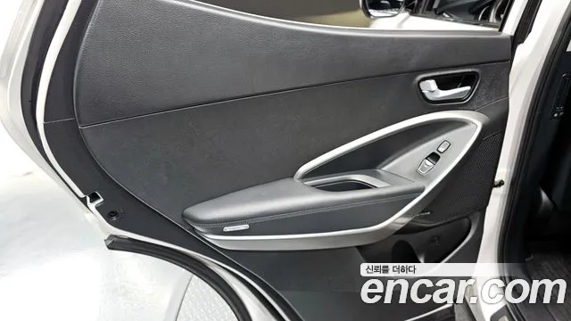 Hyundai DM 2013 thumb 8