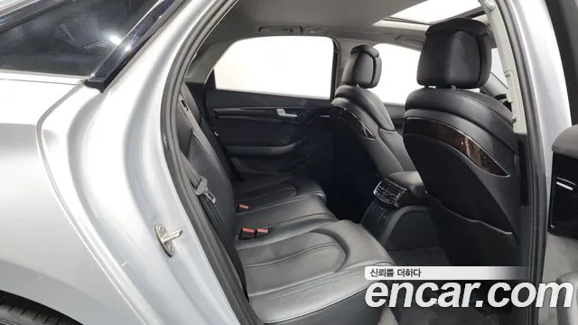 Audi A8 2015 thumb 11