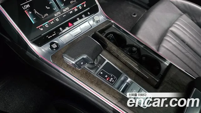 Audi A6 2021 thumb 3