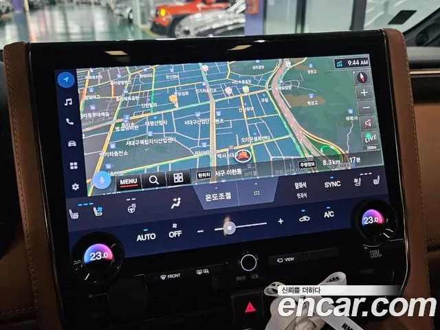 Toyota Alphard 2023 thumb 5