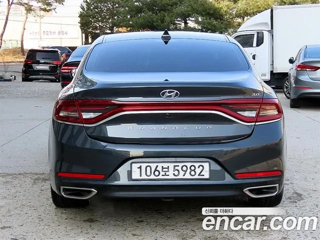 Hyundai Grandeur 2018 thumb 11