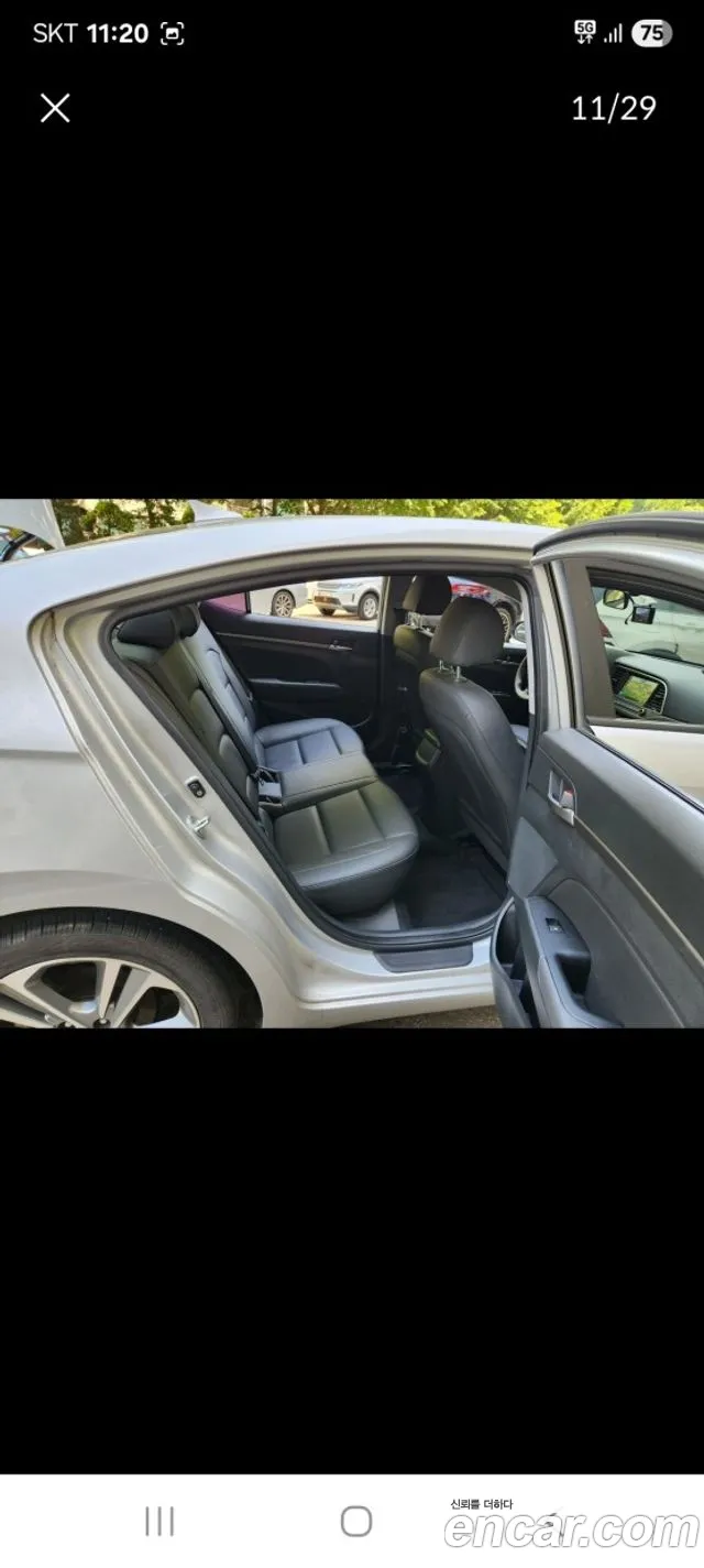 Hyundai Avante 2017 thumb 3