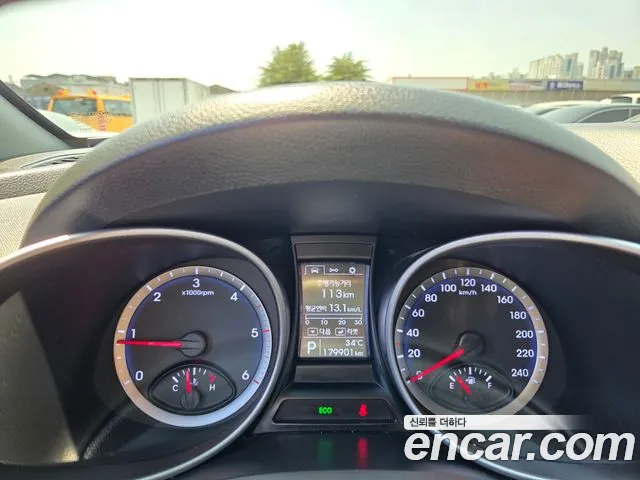 Hyundai Санта Фе 2013 thumb 4