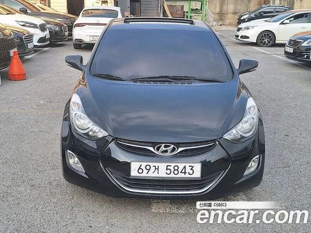 Hyundai Avante 2010 thumb 6