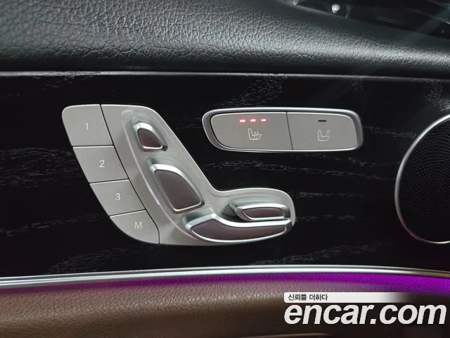 Mercedes-Benz E-Class 2018 thumb 8