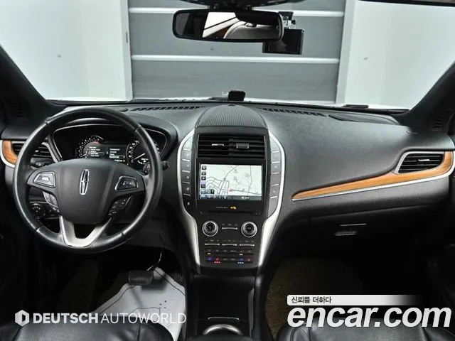 Lincoln MKC 2017 thumb 5