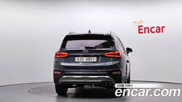 Hyundai Santa Fe 2018 thumb 12