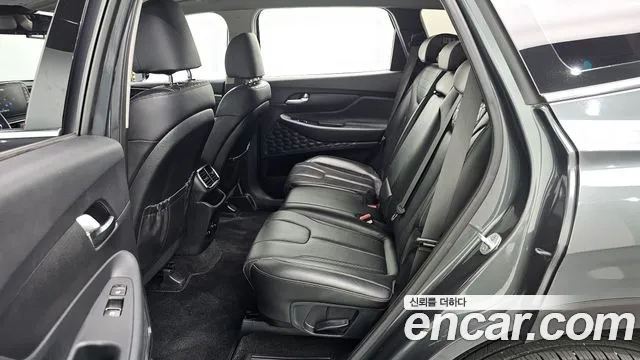 Hyundai Santa Fe 2018 thumb 7