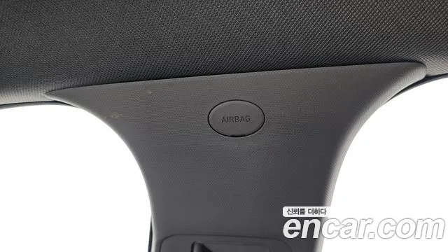 Hyundai Santa Fe 2018 thumb 10