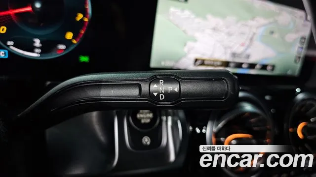 Mercedes-Benz GLB 2021 thumb 5