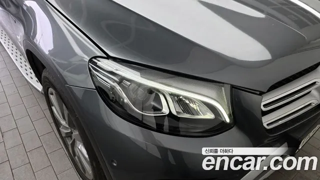 Mercedes-Benz GLC 2018 thumb 10