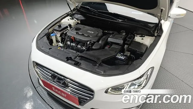 Hyundai Grandeur 2017 thumb 3
