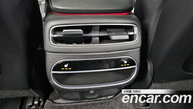 Genesis GV70 2021 thumb 11