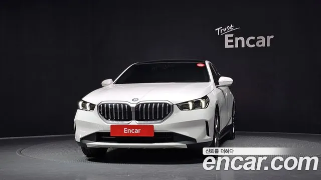 BMW 5 серии 2024 thumb 10