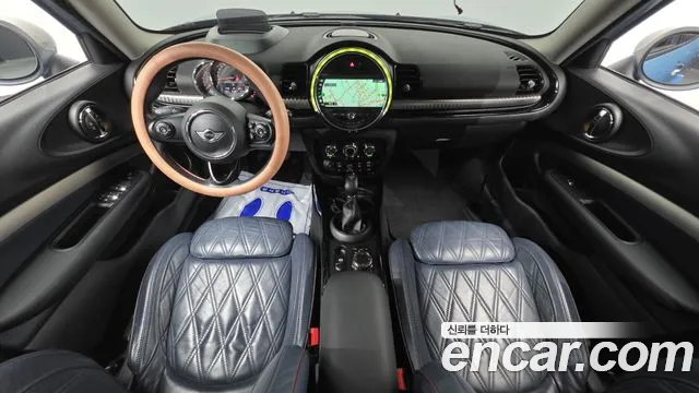 Mini Cooper Clubman 2017 thumb 9