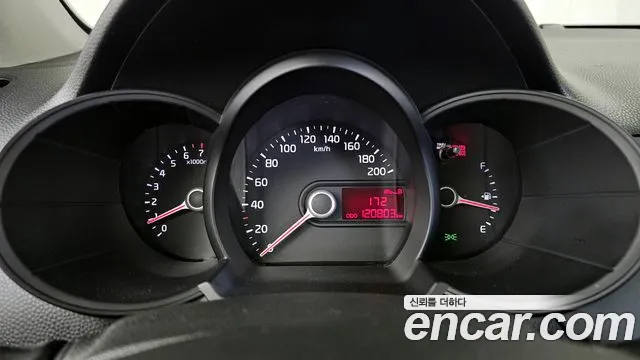Kia Morning 2013 thumb 10