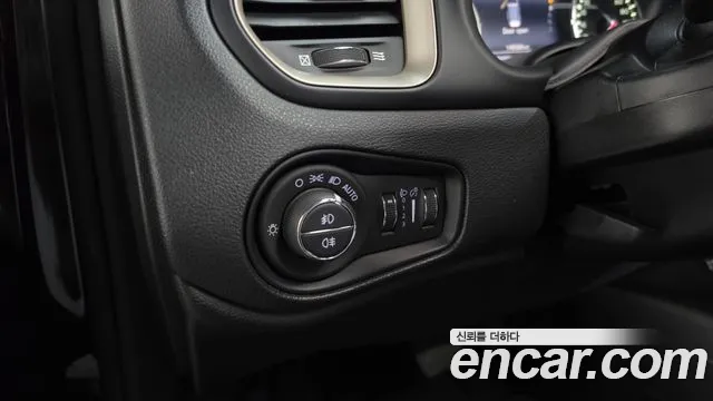 Jeep Renegade 2017 thumb 11