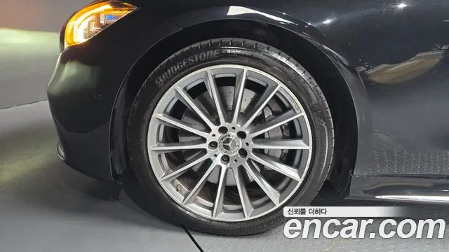Mercedes-Benz S-Class 2022 thumb 10