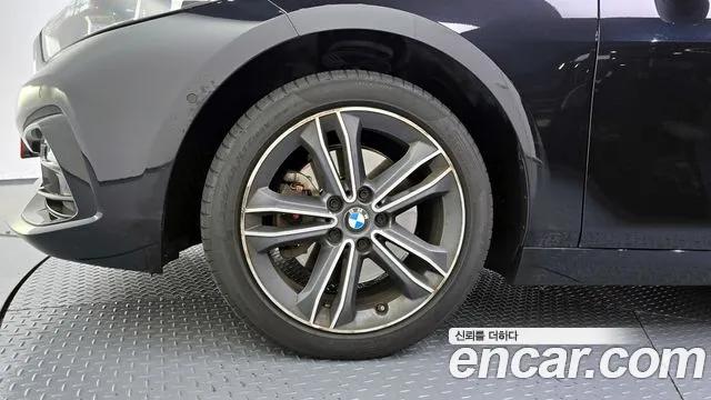 BMW 1 серии 2021 thumb 10