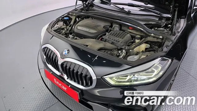 BMW 1 серии 2021 thumb 3
