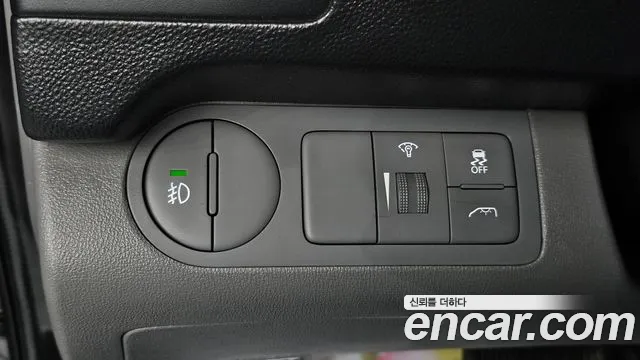 Hyundai Staria 2016 thumb 4