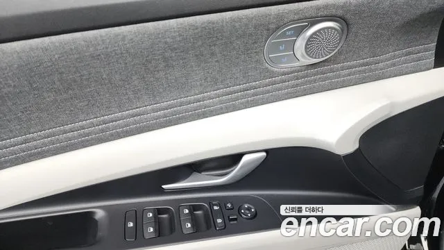Hyundai Elantra 2022 thumb 8