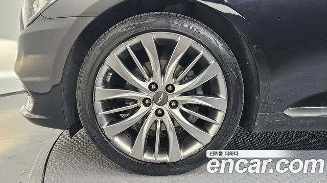 Genesis G80 2019 thumb 5