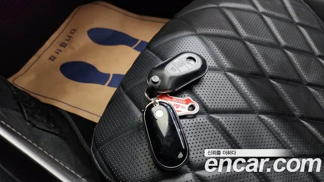 Mercedes-Benz S-Class 2021 thumb 9