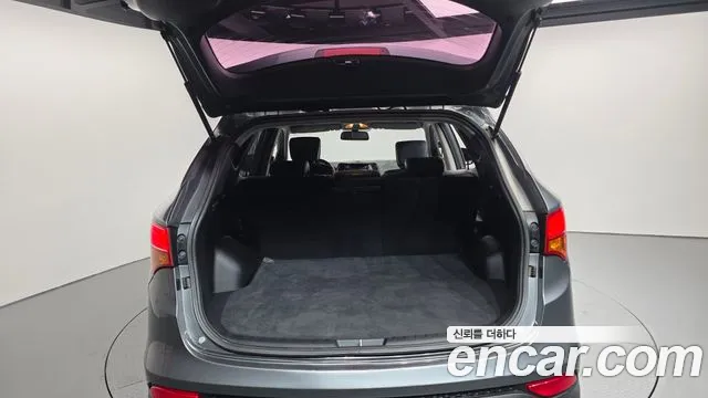 Hyundai DM 2014 thumb 12